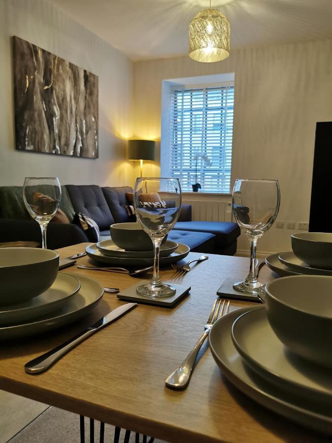 Axiom Apartment - Beautiful Stylish 2 Bed. Cheltenham Kültér fotó